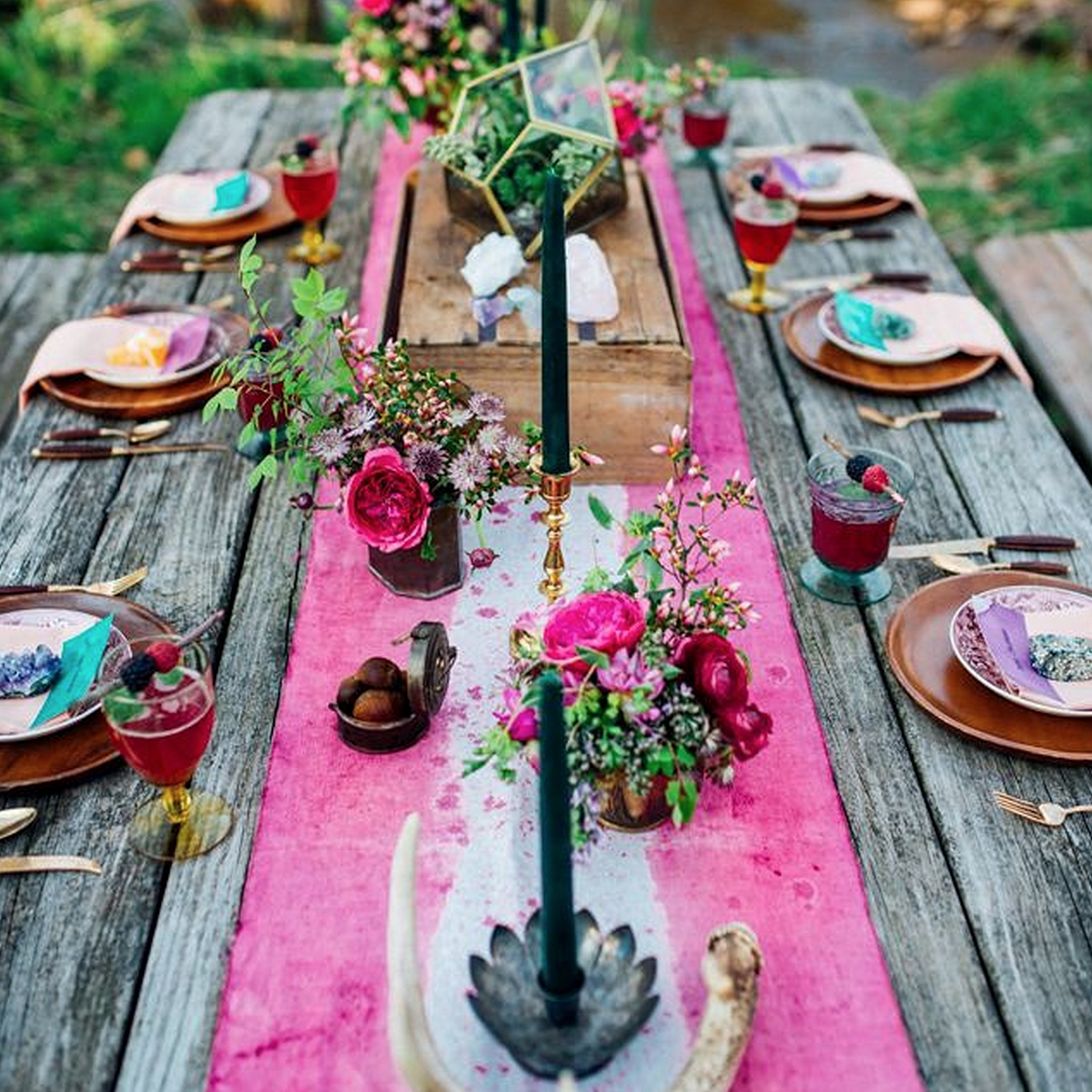 Table Layout with Pink Floral Details