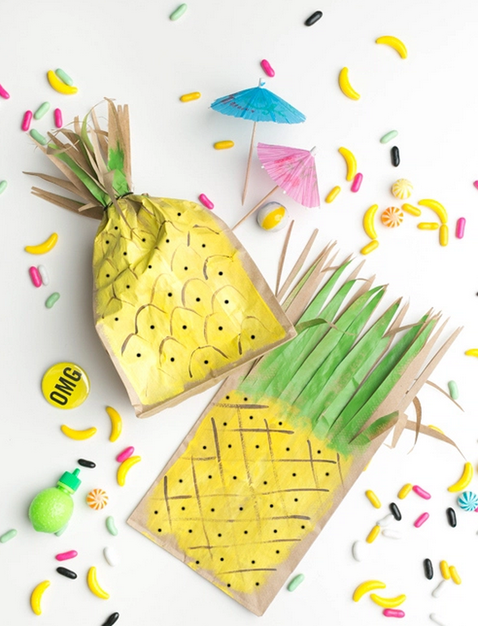 DIY Pineapple Favor Bags