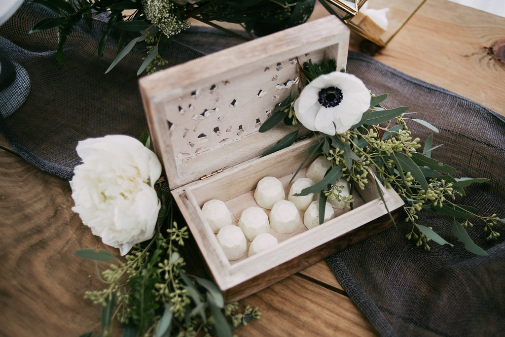 Natural_Wedding_Inspiration_thecreativesloft_bridalphotoshoot