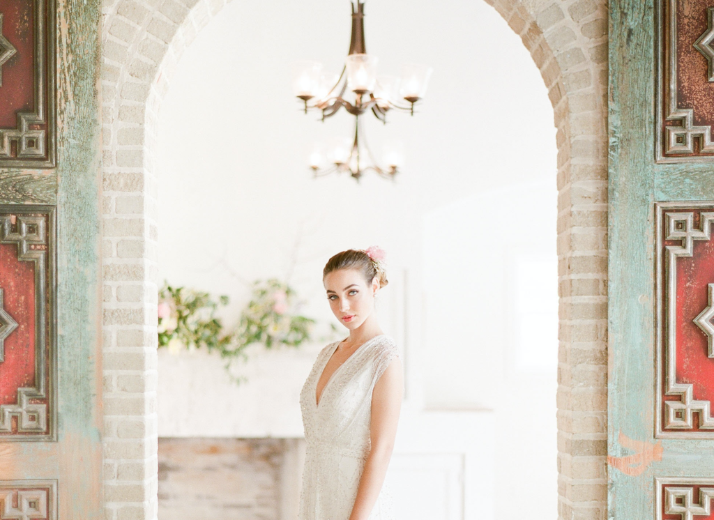 Romantic Wedding Inspiration Styled Shoot at Miami Beach Womens Club Alisa Ferris The Creatives Loft