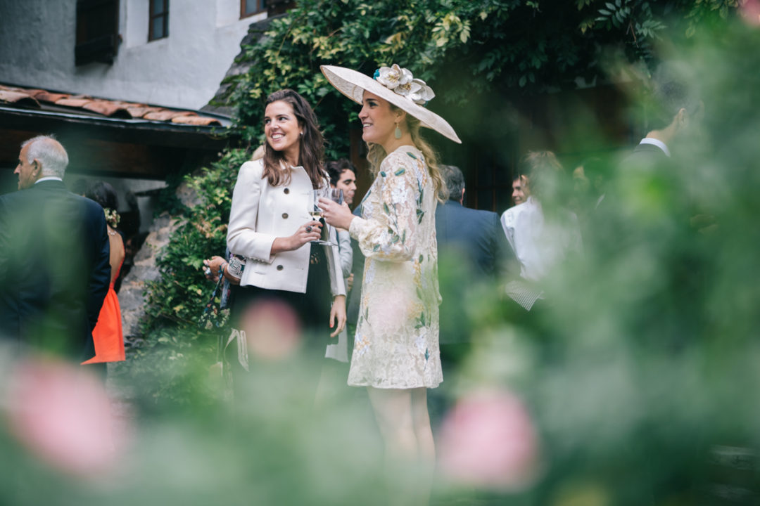 Destination Wedding in a Hidden Gem in San Sebastian Vasver Fotografia The Creatives Loft Wedding Planner